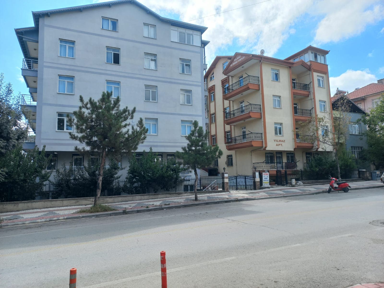 Yılmaz Kız Apart dış cephe görünümü